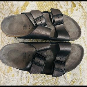 BIRKENSTOCK women sandal size 7